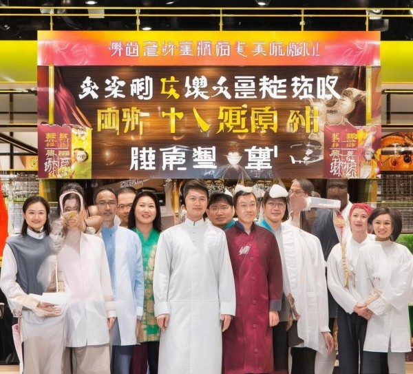 中西餐饮酒店服务员招聘，多元岗位，专业发展，等你加入！